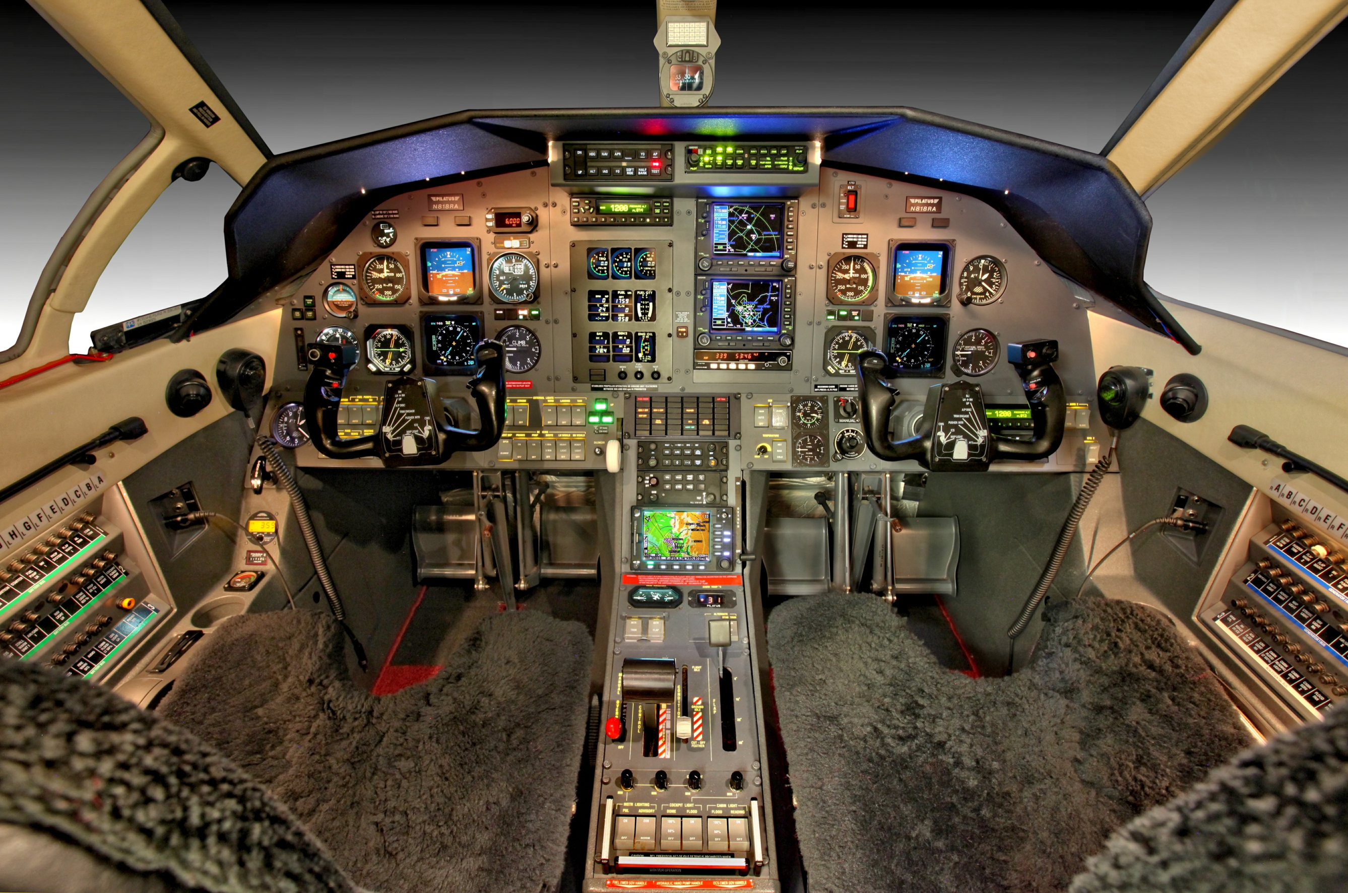 Premier Jet Aviation | jetav | 1997 Pilatus PC-12/45 S/N 197