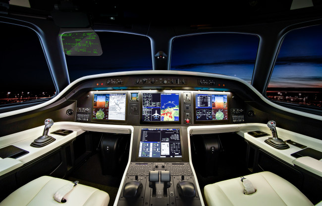 Legacy 450 Cockpit
