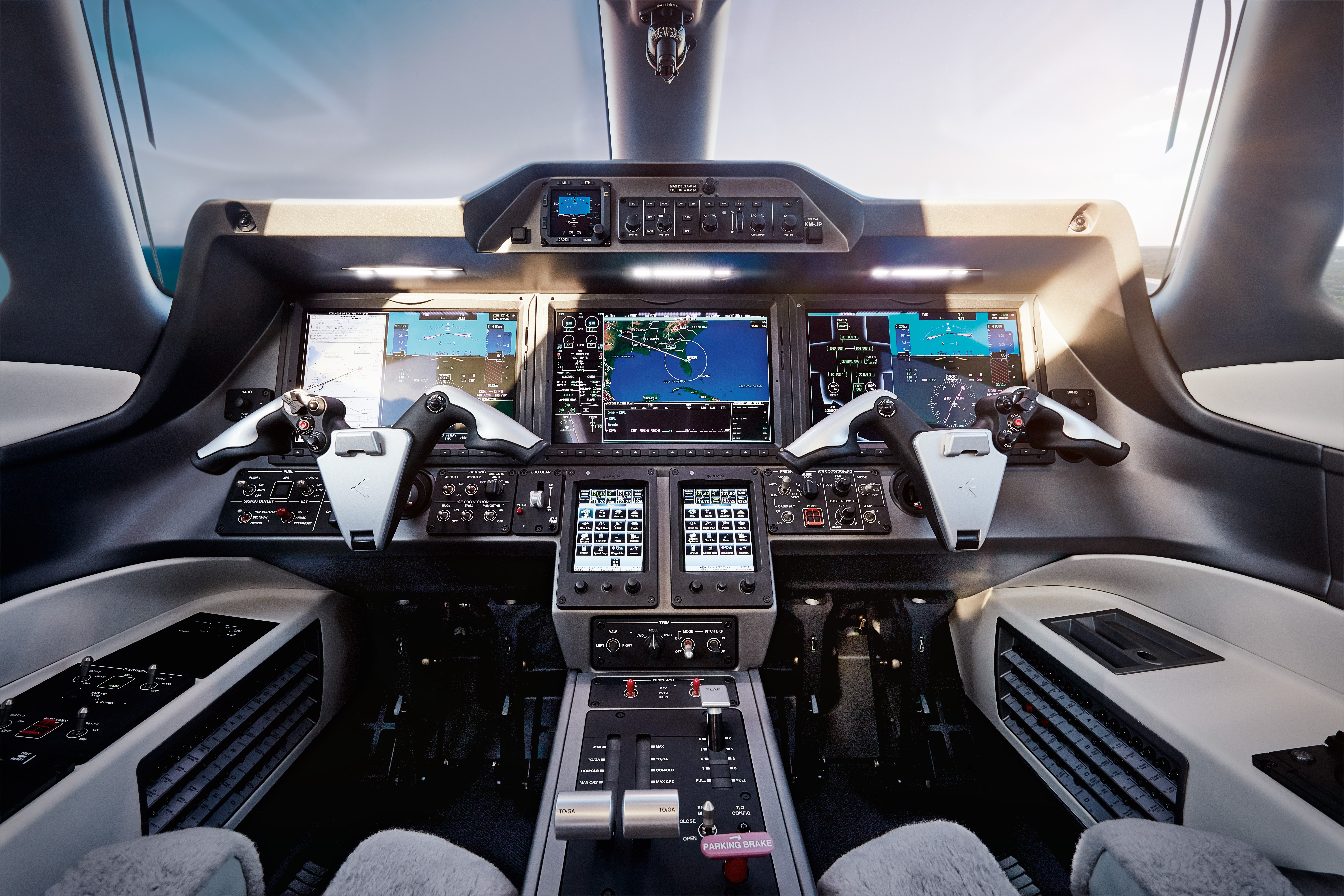 Phenom 100 Ev Cockpit
