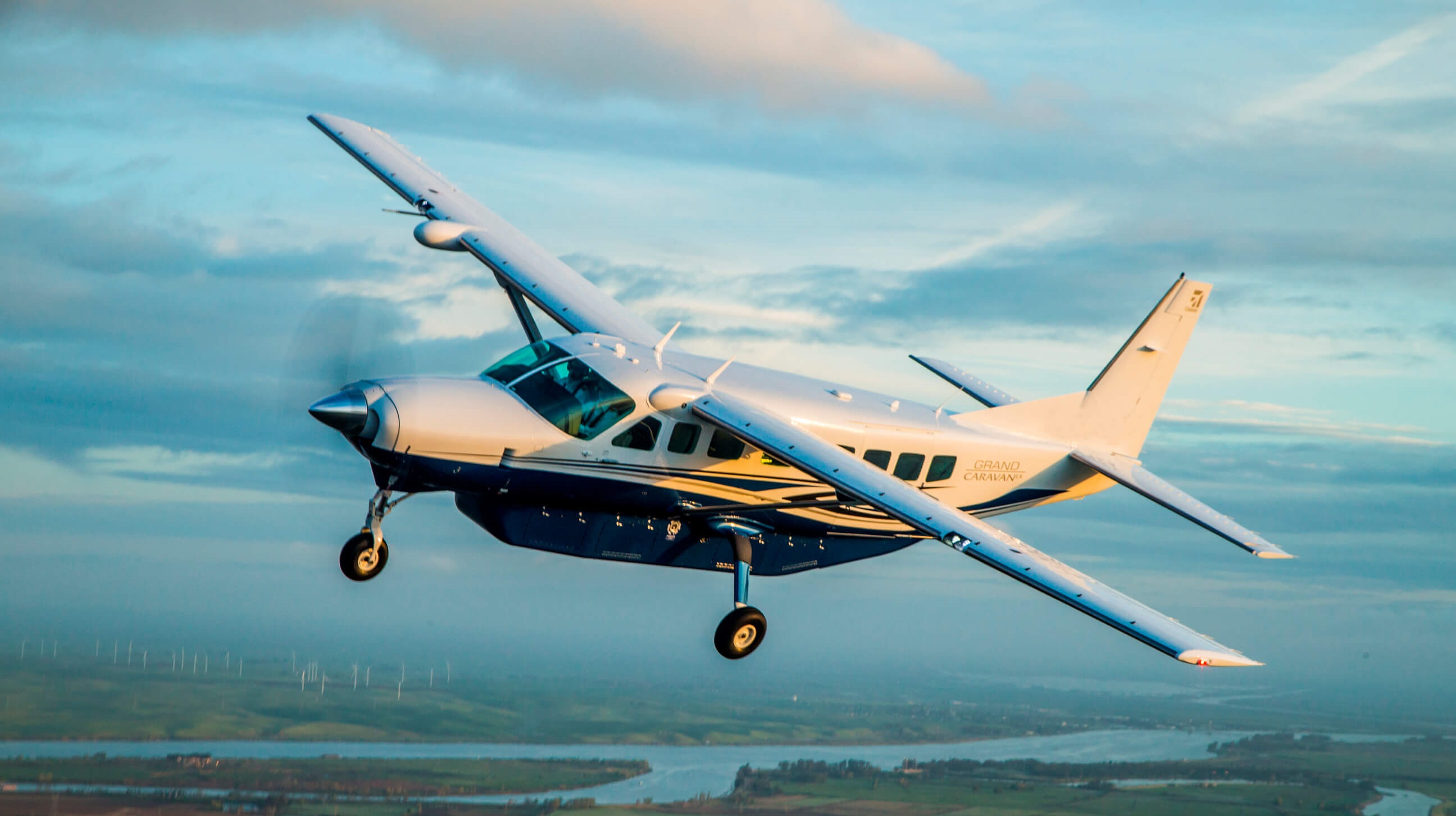 Textron Aviation enhances proven Cessna Caravan platform with next-generation Garmin G1000 NXi avionics | The JetAv Blog