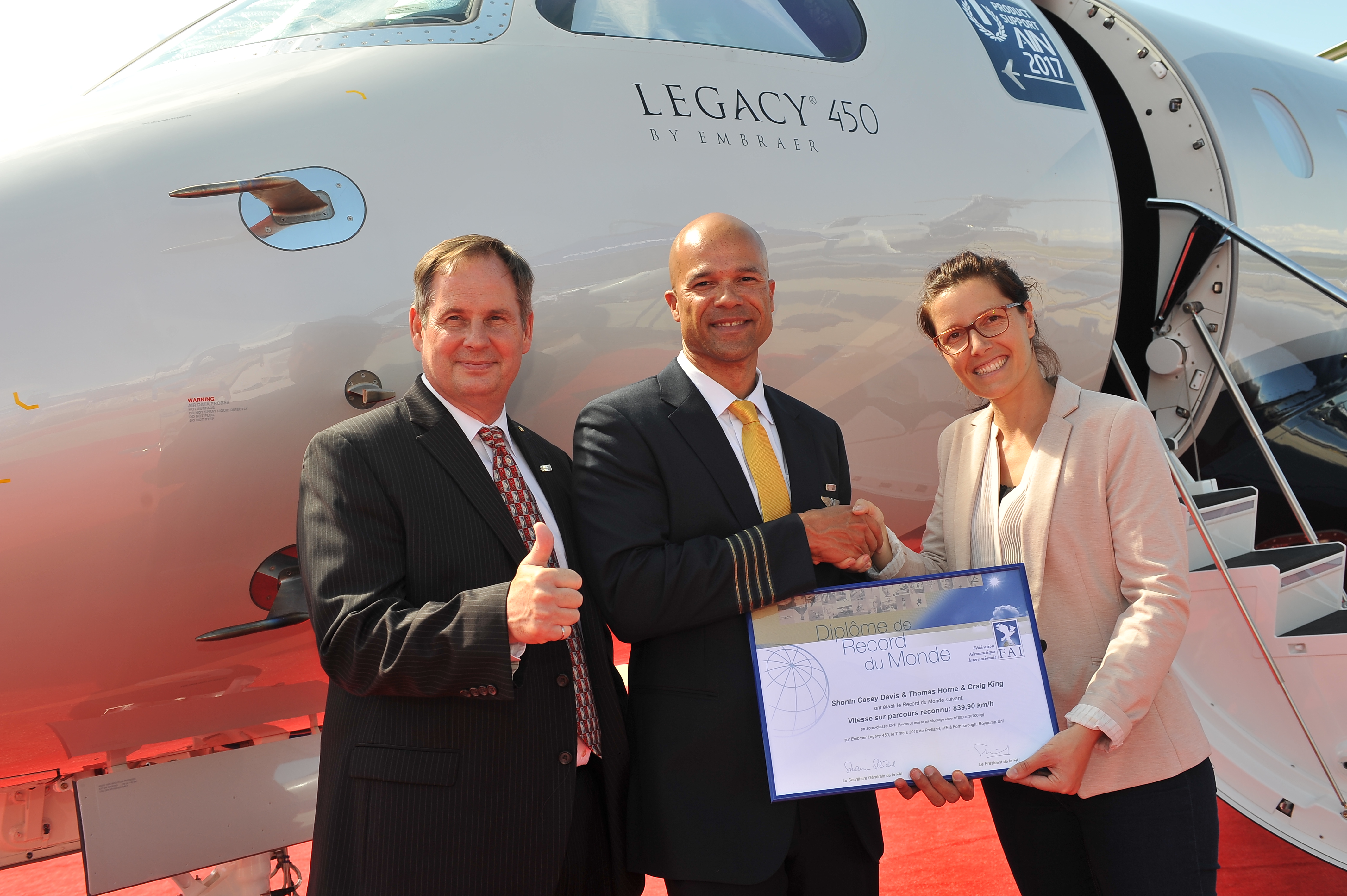 Embraer Legacy 450 Sets Transatlantic Speed Record between the United States and Europe | The JetAv Blog
